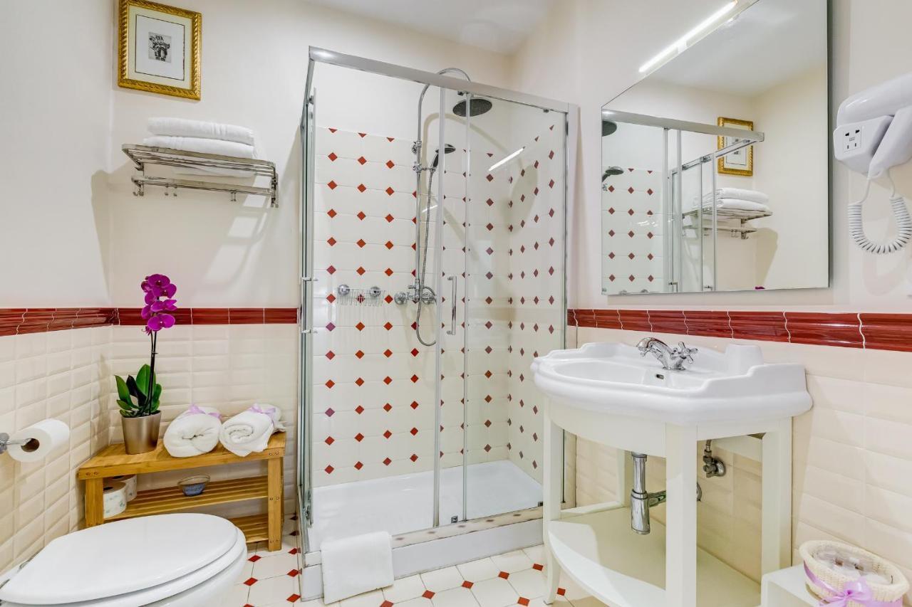 Campo Dei Fiori Royal Orchid Apartment Rome Exterior photo